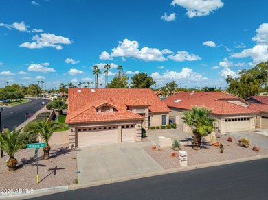 Beautiful golf course home in adult community with vaulted on Cottonwood Country Club in Arizona - for sale on GolfHomes.com, golf home, golf lot
