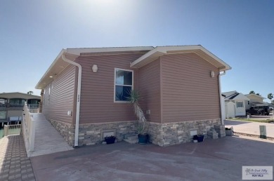 Virtual Tours - bit.ly/502clam Welcome to your new waterfront on Long Island Golf Course in Texas - for sale on GolfHomes.com, golf home, golf lot