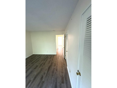 BEAUTIFUL LIGHT AND BRIGHT END UNIT with views of the golf on Oak Knoll Golf Course in Oregon - for sale on GolfHomes.com, golf home, golf lot