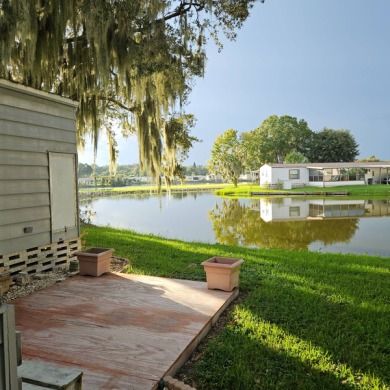 2 Beds 2 Baths - House    607 E Falcon Crst, Plant City, FL on Golden Lakes Golf Course in Florida - for sale on GolfHomes.com, golf home, golf lot