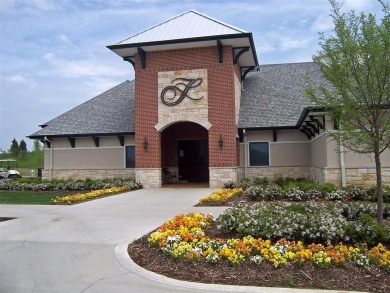 Immaculate 3 bedroom, 2 bath home with amazing features & on Frisco Lakes Golf Course in Texas - for sale on GolfHomes.com, golf home, golf lot