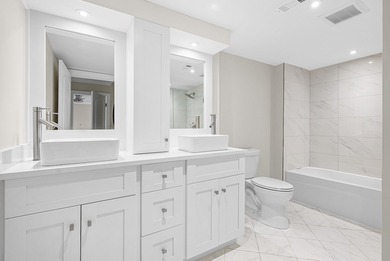 LAST UNIT REMAINING WITH NEW BUYER INCENTIVE! Photos virtually on Hunters Run Golf and Country Club in Florida - for sale on GolfHomes.com, golf home, golf lot