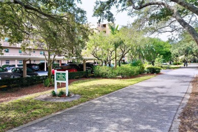 Under contract-accepting backup offers. Welcome to your fully on Pinebrook/Ironwood Golf Course in Florida - for sale on GolfHomes.com, golf home, golf lot