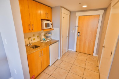 Welcome to the stunning Elation 5th-floor studio, where comfort on Sandestin Golf and Beach Resort - Raven in Florida - for sale on GolfHomes.com, golf home, golf lot