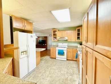 Live on the Fairway! Golf cart and charger included! Nice on  in California - for sale on GolfHomes.com, golf home, golf lot