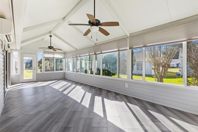 BOND PAID!  New Roof 2020.  New Water Heater 2023. LOCATION! on The Links of Spruce Creek in Florida - for sale on GolfHomes.com, golf home, golf lot