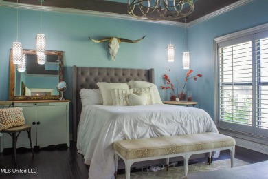 Wall to wall glam! If you are waiting for something really on Colonial Country Club Deerfield in Mississippi - for sale on GolfHomes.com, golf home, golf lot