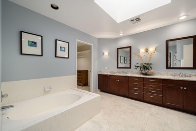 This beautifully remodeled condo is in immaculate condition and on PGA West Private Golf Courses in California - for sale on GolfHomes.com, golf home, golf lot