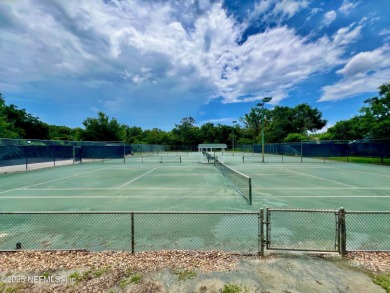 This updated 1-story, 3 bdrm/2 bath duplex home is located in on Halifax Plantation Golf Club in Florida - for sale on GolfHomes.com, golf home, golf lot