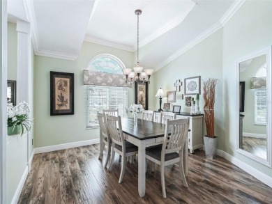 Beautiful and move-in-ready 3BR/2BA golf course home located in on Ocala Palms Golf and Country Club in Florida - for sale on GolfHomes.com, golf home, golf lot