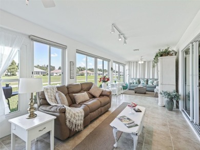 Beautiful and move-in-ready 3BR/2BA golf course home located in on Ocala Palms Golf and Country Club in Florida - for sale on GolfHomes.com, golf home, golf lot
