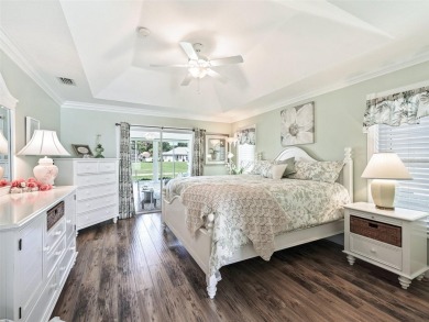 Beautiful and move-in-ready 3BR/2BA golf course home located in on Ocala Palms Golf and Country Club in Florida - for sale on GolfHomes.com, golf home, golf lot
