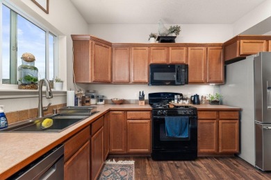 LOCATION, LOCATION, LOCATION! Welcome home! This spacious 4 on The Fairways at West Terrace in Washington - for sale on GolfHomes.com, golf home, golf lot