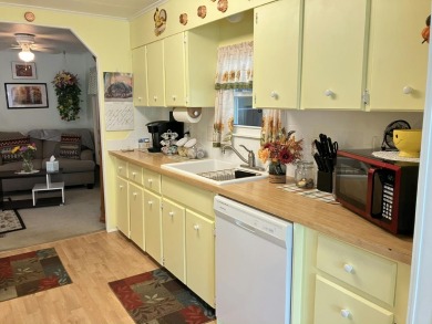 Beautiful and serene 2BR/2BA home with stunning golf course on Fairways Country Club in Florida - for sale on GolfHomes.com, golf home, golf lot