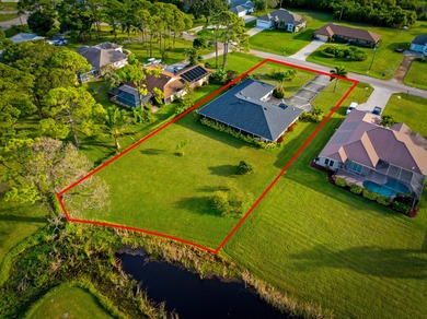 Beautiful 3Bed/2Bath home in the highly desirable Holiday Pines on Island Pines Golf Club in Florida - for sale on GolfHomes.com, golf home, golf lot
