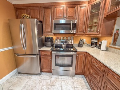 Under contract-accepting backup offers. 2 Bedroom, 2 Bath, 2 Car on Highland Lakes Executive Golf Course in Florida - for sale on GolfHomes.com, golf home, golf lot