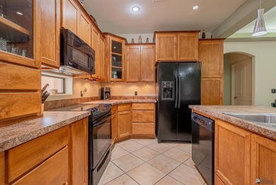 Santa Fe home in Yuma's South Foothills! Indoor Outdoor Living! on Foothills Executive Golf Course in Arizona - for sale on GolfHomes.com, golf home, golf lot