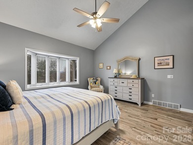 Imagine this...a 4 bedroom 4 bath 3650 sq. ft. 3 level townhome on Cummings Cove Golf and Country Club in North Carolina - for sale on GolfHomes.com, golf home, golf lot