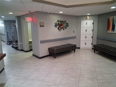 I'm screaming there's Nothing lacking here!  You name it on Pembroke Lakes Golf Club in Florida - for sale on GolfHomes.com, golf home, golf lot