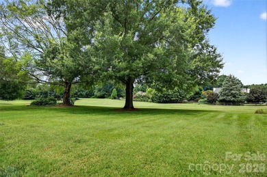 This GOLF COURSE Home is ready for your personal touches! on Mallard Head Country Club in North Carolina - for sale on GolfHomes.com, golf home, golf lot