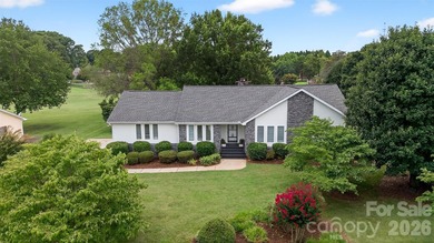 This GOLF COURSE Home is ready for your personal touches! on Mallard Head Country Club in North Carolina - for sale on GolfHomes.com, golf home, golf lot
