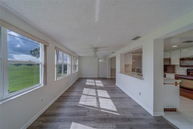 Under contract-accepting backup offers. Welcome to The Mainlands on Mainlands Golf Club in Florida - for sale on GolfHomes.com, golf home, golf lot