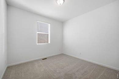 This perfect one-story home with 9' ceilings, laminate floors on Fox Hill Country Club in Colorado - for sale on GolfHomes.com, golf home, golf lot