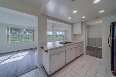Under contract-accepting backup offers. Welcome to The Mainlands on Mainlands Golf Club in Florida - for sale on GolfHomes.com, golf home, golf lot
