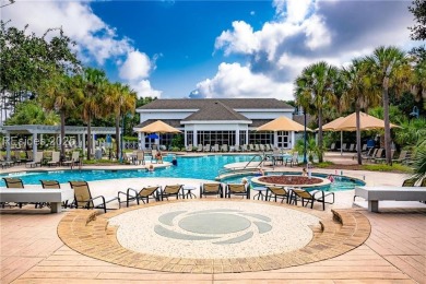 Exquisitely updated, spacious, 3 Bed 3 Bath approx. 3,286 sq ft on Argent Lakes Golf Course in South Carolina - for sale on GolfHomes.com, golf home, golf lot