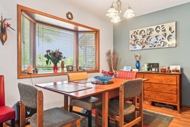 Welcome to this lovely property in a golf course community! It on Poplar Creek Country Club in Illinois - for sale on GolfHomes.com, golf home, golf lot