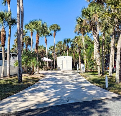 This is a great investment opportunity or site for your RV on The Great Outdoors Golf and Country Club in Florida - for sale on GolfHomes.com, golf home, golf lot