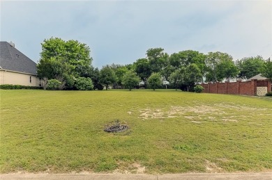 Exclusive Residential Lot in Gated Thorntree Community - DeSoto on Thorntree Country Club in Texas - for sale on GolfHomes.com, golf home, golf lot