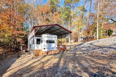 Beautifully maintained 2007 DoubleTree Select Suite camper - on River Ridge Golf Club in Virginia - for sale on GolfHomes.com, golf home, golf lot