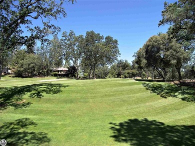 CONVENIENTLY LOCATED END UNIT ON THE 5TH GREEN. Minutes to PML on Pine Mountain Lake Country Club in California - for sale on GolfHomes.com, golf home, golf lot