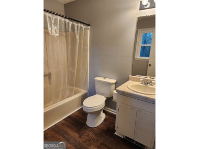 Wonderful ranch style home with 3 bedrooms, 2 full bathrooms on Golf Club of Macon in Georgia - for sale on GolfHomes.com, golf home, golf lot