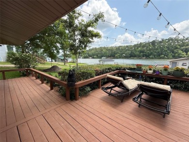 Stunning Lake Front Home with breathtaking views of Lake on Pine Dunes Golf Course in Texas - for sale on GolfHomes.com, golf home, golf lot