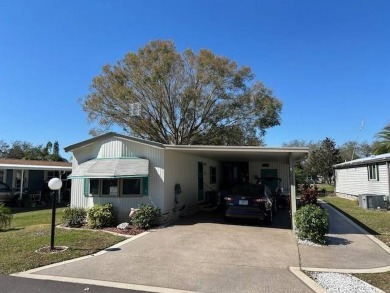 Welcome to this beautifully maintained 2-bedroom, 2-bathroom on Crystal Lake Club in Florida - for sale on GolfHomes.com, golf home, golf lot