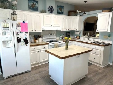 Welcome to your dream home! This meticulously maintained on Sun n Lake Golf and Country Club in Florida - for sale on GolfHomes.com, golf home, golf lot