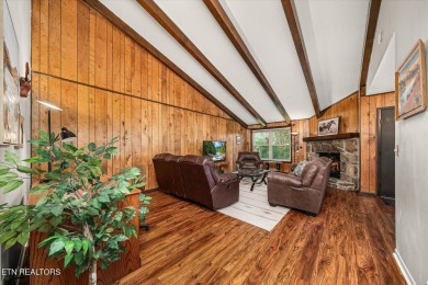 This charming 2 bed, 2 bath townhome is just steps from Lake on Druid Hills Golf Club in Tennessee - for sale on GolfHomes.com, golf home, golf lot