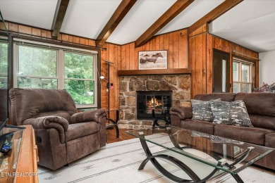 This charming 2 bed, 2 bath townhome is just steps from Lake on Druid Hills Golf Club in Tennessee - for sale on GolfHomes.com, golf home, golf lot