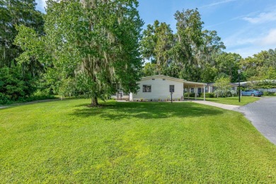 Price Just Dropped - Seller's Ready to Deal!   FINANCING on Ocala Palms Golf and Country Club in Florida - for sale on GolfHomes.com, golf home, golf lot