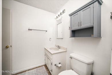 This charming 2 bed, 2 bath townhome is just steps from Lake on Druid Hills Golf Club in Tennessee - for sale on GolfHomes.com, golf home, golf lot