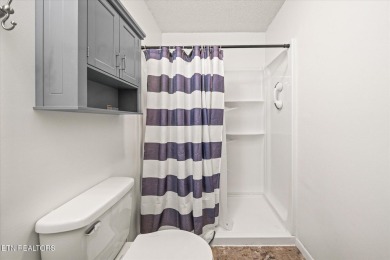 This charming 2 bed, 2 bath townhome is just steps from Lake on Druid Hills Golf Club in Tennessee - for sale on GolfHomes.com, golf home, golf lot
