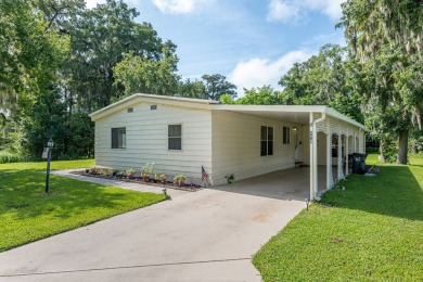 Price Just Dropped - Seller's Ready to Deal!   FINANCING on Ocala Palms Golf and Country Club in Florida - for sale on GolfHomes.com, golf home, golf lot