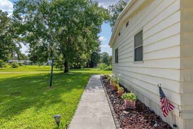Price Just Dropped - Seller's Ready to Deal!   FINANCING on Ocala Palms Golf and Country Club in Florida - for sale on GolfHomes.com, golf home, golf lot