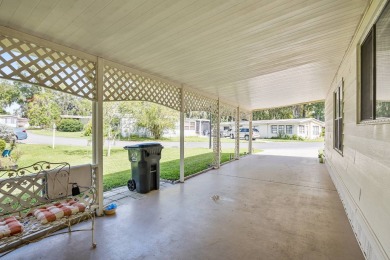 Price Just Dropped - Seller's Ready to Deal!   FINANCING on Ocala Palms Golf and Country Club in Florida - for sale on GolfHomes.com, golf home, golf lot