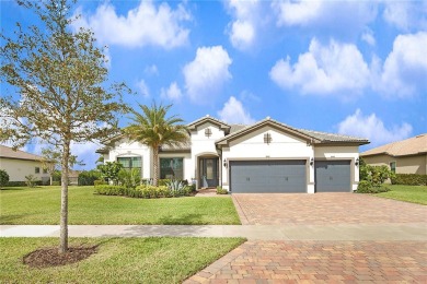 **REDUCED TO SELL**
This 4-bedroom, 3-bathroom home, plus 2 dens on Palm Beach Gardens Golf Course in Florida - for sale on GolfHomes.com, golf home, golf lot