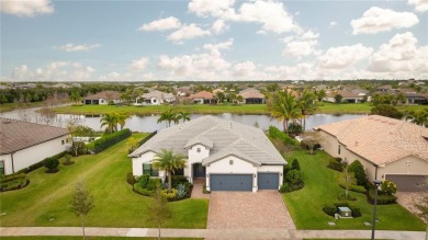 **REDUCED TO SELL**
This 4-bedroom, 3-bathroom home, plus 2 dens on Palm Beach Gardens Golf Course in Florida - for sale on GolfHomes.com, golf home, golf lot