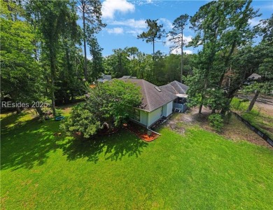 Graciously sited on nearly half an acre in the prestigious Rose on Rose Hill Golf Club in South Carolina - for sale on GolfHomes.com, golf home, golf lot