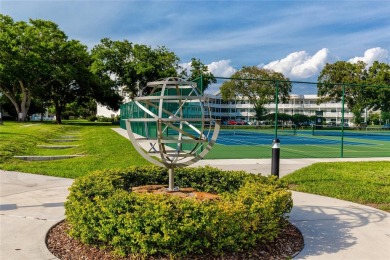 Welcome to Paradise. This 2BR/2BA condo has vaulted ceilings and on On Top Of The World Golf Course in Florida - for sale on GolfHomes.com, golf home, golf lot